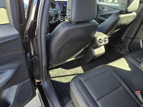 Used 2025 Chevrolet Blazer EV LT w/ Super Cruise Package AWD/4WD image 29