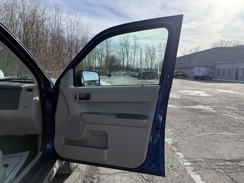 Used 2008 Ford Escape XLT image 29