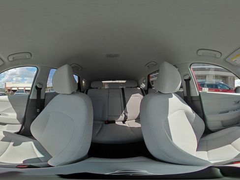 Used 2025 Hyundai Kona SEL image 48