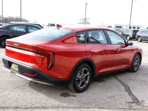 Used 2025 Kia K4 LXS image 4