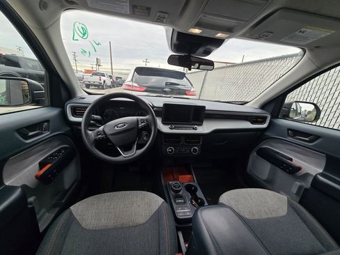 Used 2022 Ford Maverick XLT image 18