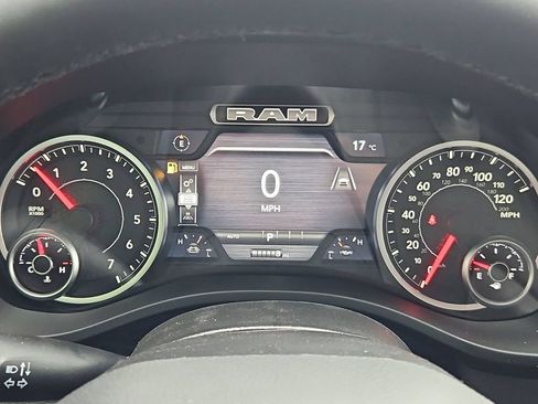 New 2026 RAM 1500 4x4 Crew Cab image 21