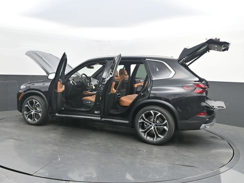 New 2026 BMW X5 sDrive40i RWD image 57