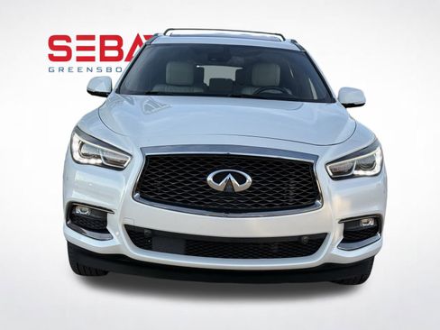 Used 2019 INFINITI QX60 Luxe w/ Limited Package image 3