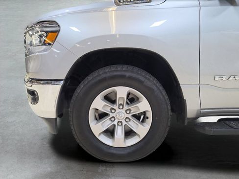 Used 2024 RAM 1500 Laramie AWD/4WD image 11