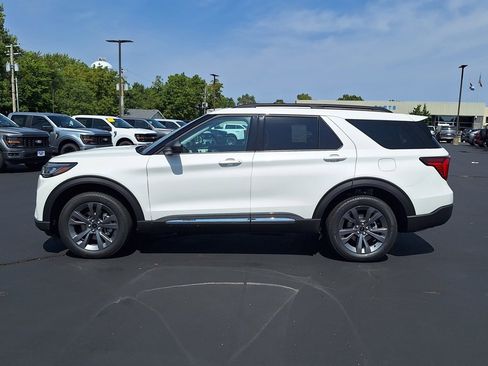New 2025 Ford Explorer Active w/ Active Comfort Package image 29