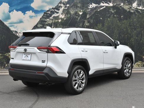 Used 2023 Toyota RAV4 XLE Premium AWD/4WD image 3