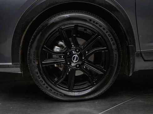 Used 2023 Nissan Kicks SR w/ SR Premium Package image 8