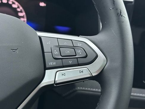 New 2026 Volkswagen Taos SE AWD/4WD image 40
