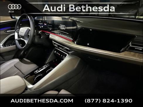 Certified 2025 Audi Q5 Premium Plus w/ Premium Plus AWD/4WD image 11