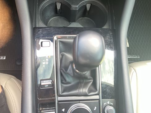 Used 2023 MAZDA MAZDA3 s FWD image 26