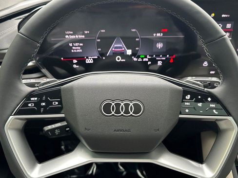 New 2025 Audi Q5 Premium image 23