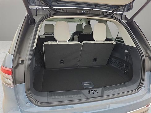 New 2026 Lincoln Aviator Reserve image 8