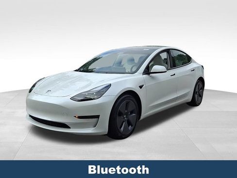 Used 2023 Tesla Model 3 Standard Range RWD image 4