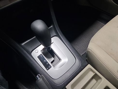 Used 2015 Subaru Crosstrek 2.0i Premium image 23