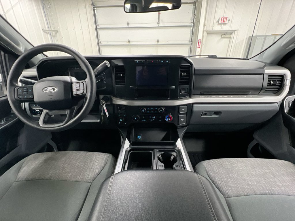 Used 2024 Ford F350 XLT w/ 360-Degree Camera Package AWD/4WD image 10