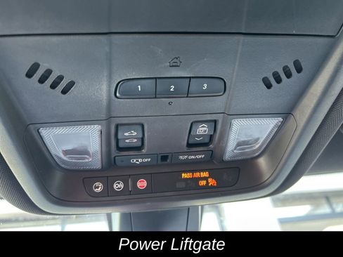 Used 2020 Chevrolet Blazer Premier w/ Driver Confidence II Package AWD/4WD image 27