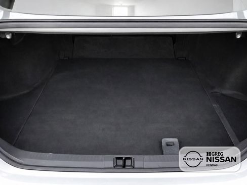 Used 2023 Toyota Camry LE image 14