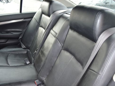 Used 2011 INFINITI G37 G37x Sedan 4D w/ Premium Pkg image 13
