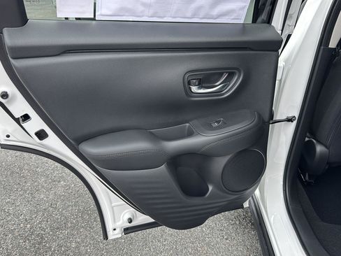 New 2026 Honda HR-V LX image 15