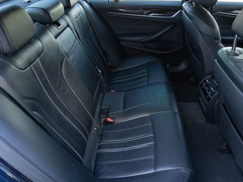 Used 2018 BMW 530e xDrive AWD/4WD image 15
