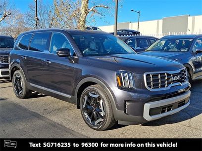 New 2025 Kia Telluride S