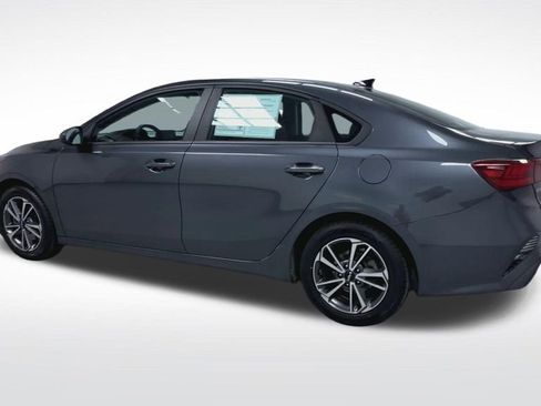 Used 2022 Kia Forte LXS FWD image 20