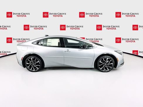 New 2026 Toyota Prius Plug-In Hybrid image 4