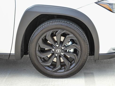 Used 2025 Lexus UX 300h FWD w/ Accessory Package (Z2) image 11