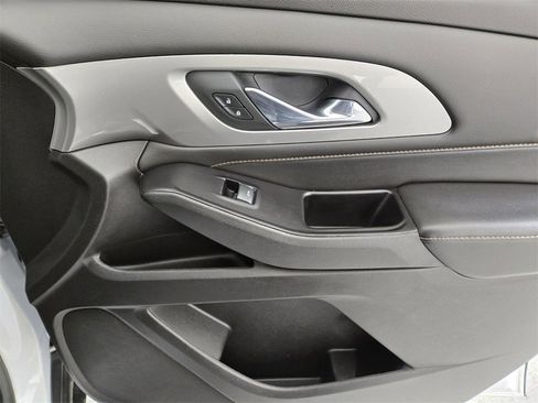 Used 2019 Chevrolet Traverse LS w/ LPO, Cargo Package image 23