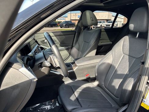 Used 2021 BMW 330i Sedan RWD image 11