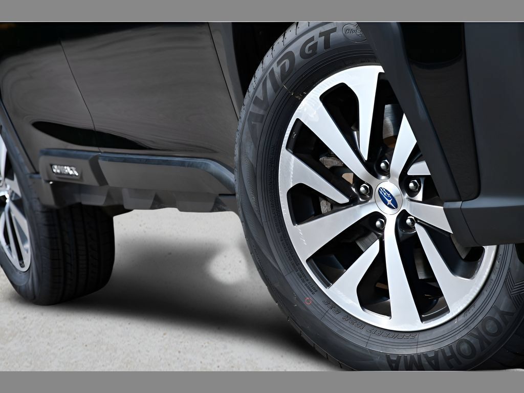 Certified 2024 Subaru Outback Premium AWD/4WD image 11