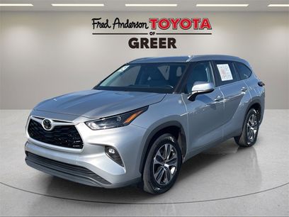Used 2024 Toyota Highlander XLE