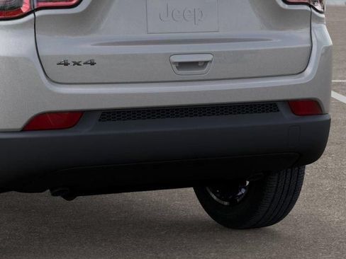 New 2026 Jeep Compass Latitude AWD/4WD image 13