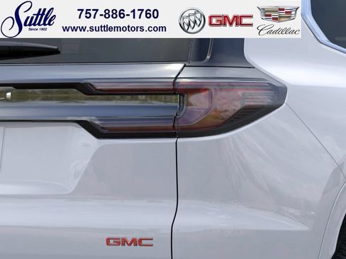 New 2026 GMC Acadia Denali w/ Super Cruise Package FWD image 11