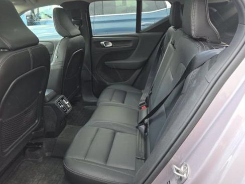 Used 2026 Volvo XC40 B5 Plus AWD/4WD image 6