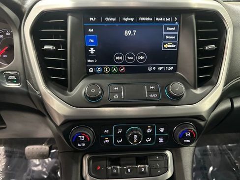 Used 2021 GMC Acadia SLT image 22