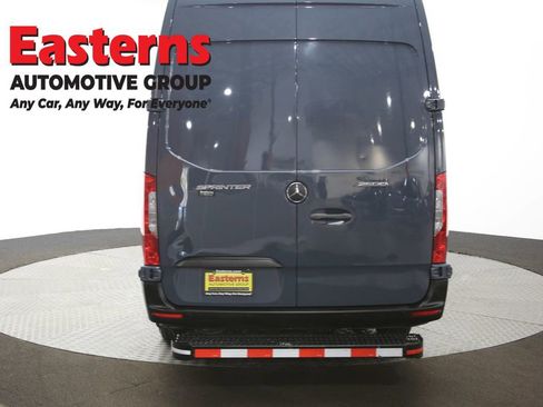 Used 2019 Mercedes-Benz Sprinter 170 image 34