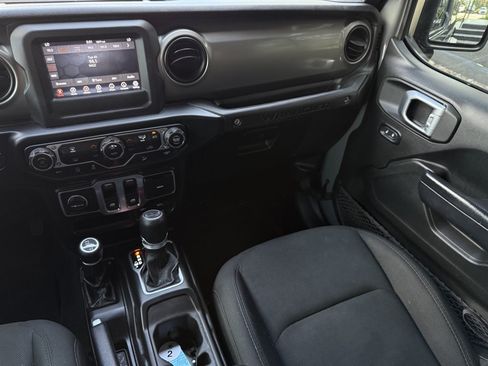Used 2019 Jeep Wrangler Sport AWD/4WD image 20