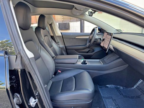 Used 2023 Tesla Model 3 Standard Range RWD image 16
