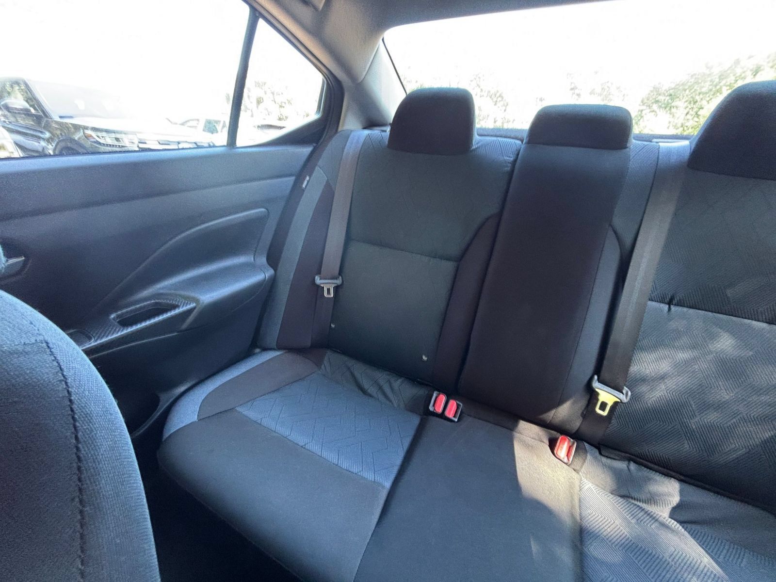 Used 2025 Nissan Versa SV FWD image 37