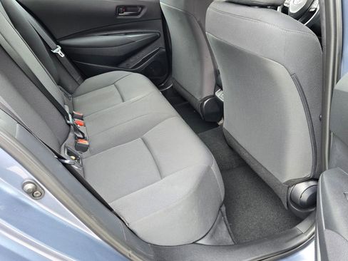 Used 2025 Toyota Corolla LE FWD image 15