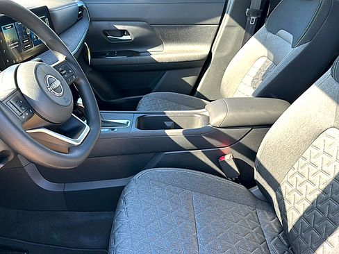 New 2026 Nissan Kicks SV w/ SV Premium Package image 10