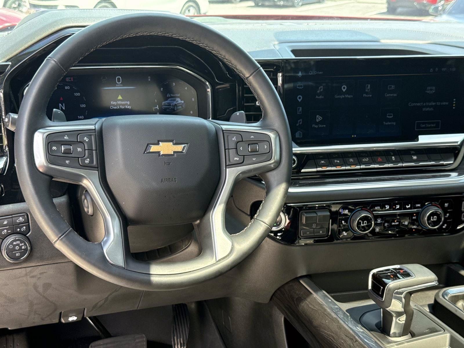 Used 2025 Chevrolet Silverado 1500 LTZ w/ LTZ Premium Package RWD image 17