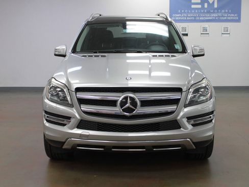 Used 2014 Mercedes-Benz GL 450 4MATIC image 3