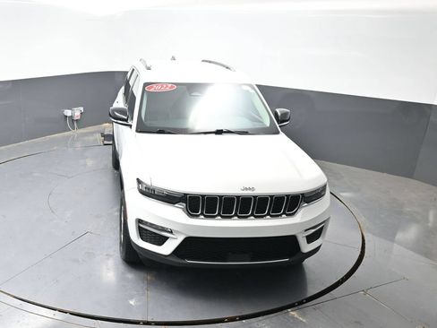 Used 2022 Jeep Grand Cherokee Limited AWD/4WD image 45