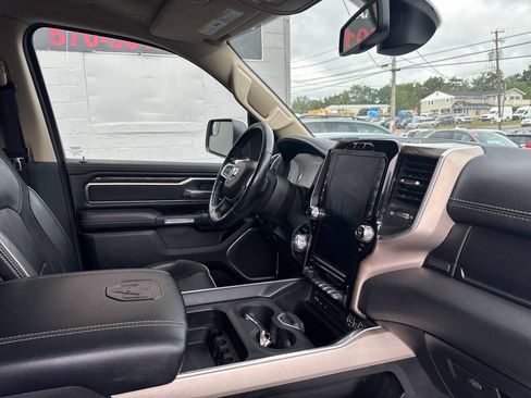 Used 2019 RAM 1500 Laramie AWD/4WD image 28