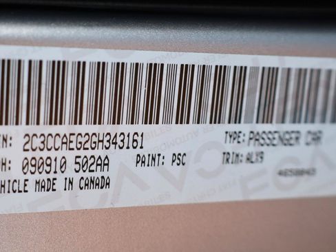 Used 2016 Chrysler 300 C RWD image 19