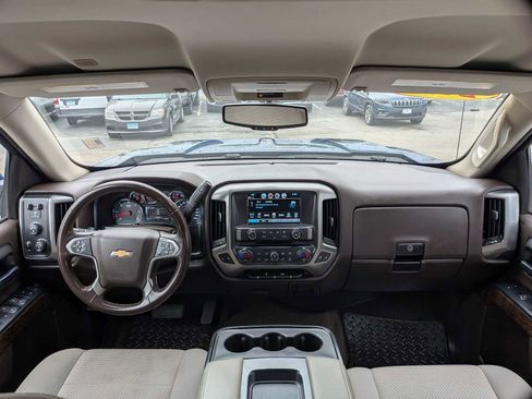 Used 2018 Chevrolet Silverado 1500 LT w/ All Star Edition AWD/4WD image 19
