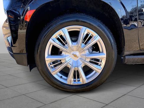 Used 2021 Chevrolet Tahoe High Country image 10